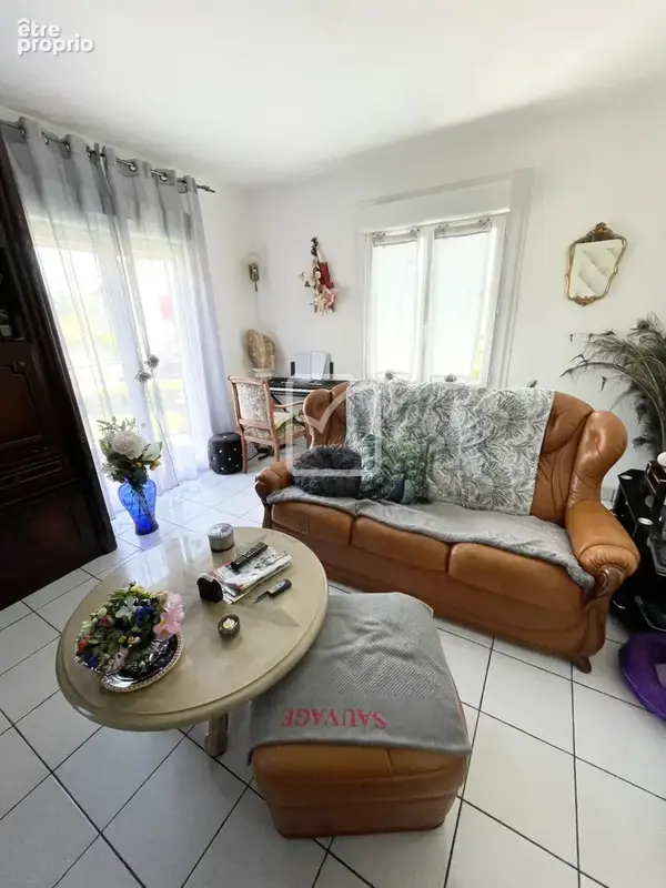 VIAGER Occupé F-84 ans Malemort - photo 9