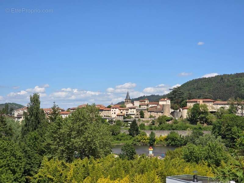 Maison à AUREC-SUR-LOIRE