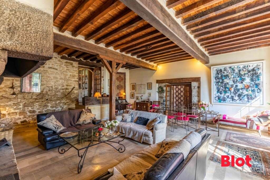 Maison à MELESSE