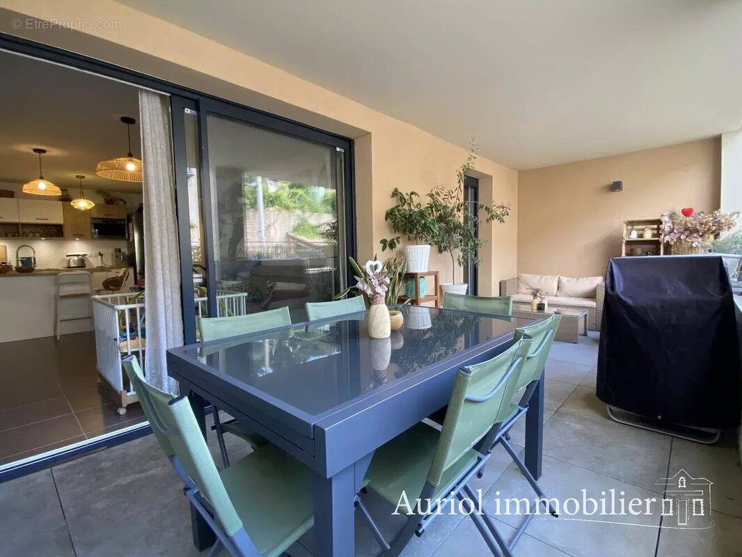 Appartement à AURIOL