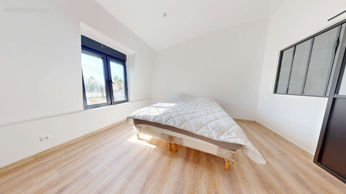 Maison à CARRIERES-SUR-SEINE