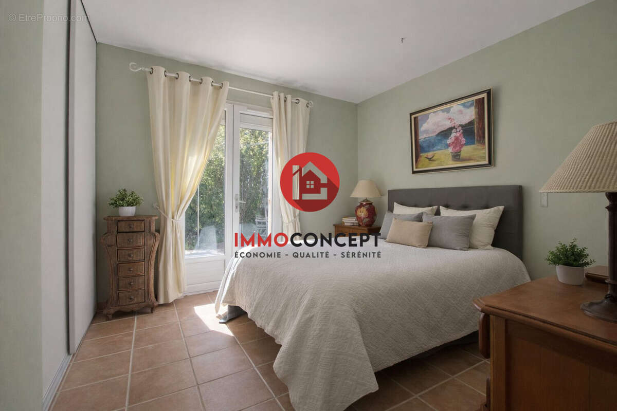 Chambre - Maison à PUJAUT