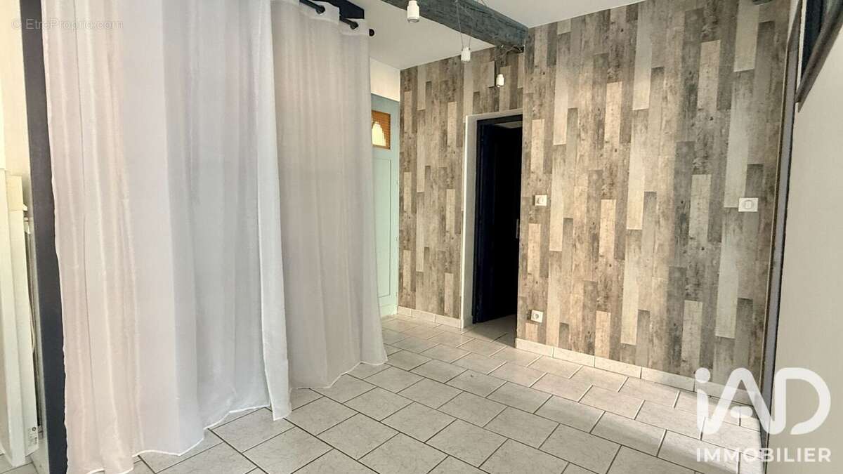 Appartement 44 m² à Clermont-L'herault  - photo 5