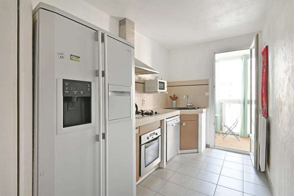 Appartement de 4 pièces de 87 m² à Nîmes - photo 5