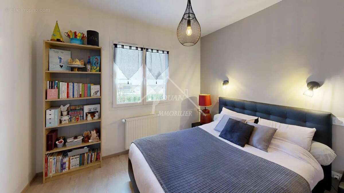 Maison à BROUT-VERNET