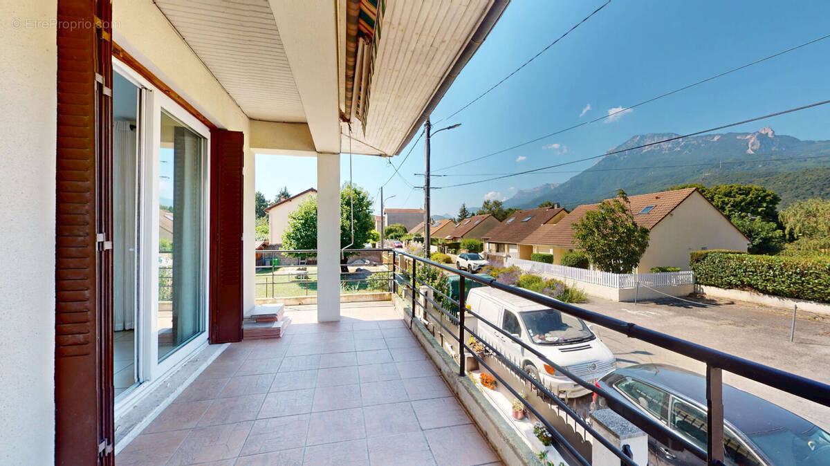 Appartement à SEYSSINET-PARISET