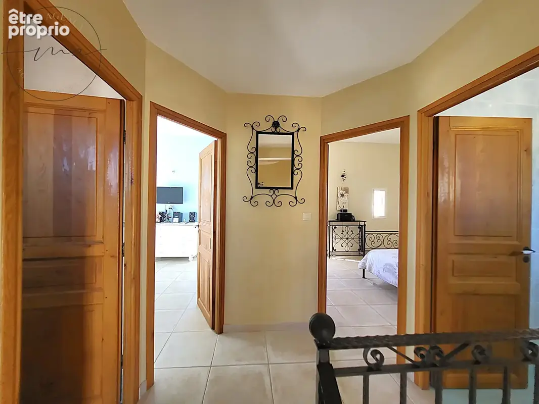 Caux - Proche Pézenas -Élégante villa de 175 m2, 4 chambres, piscine, garage, terrain clos de 855 m2 - photo 17