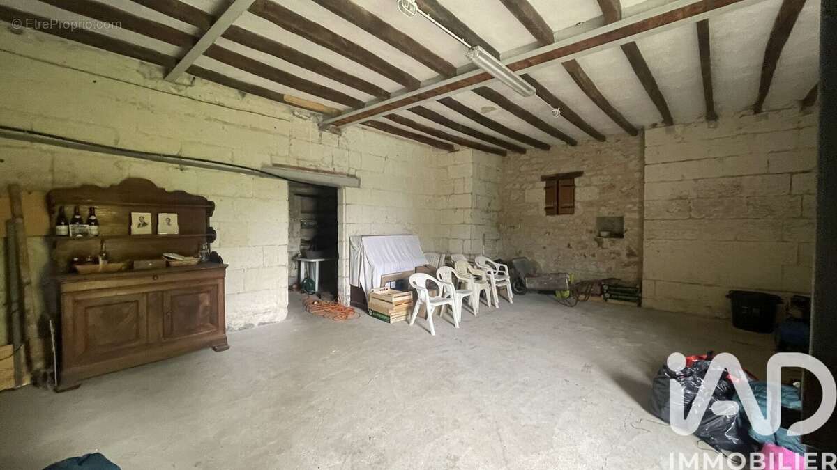 Maison 228 m² à Saint-Michel-Sur-Loire  - photo 9