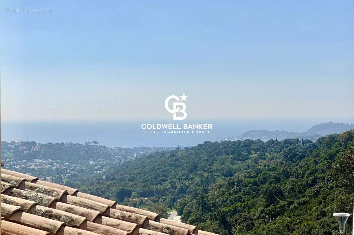 Maison à CAVALAIRE-SUR-MER