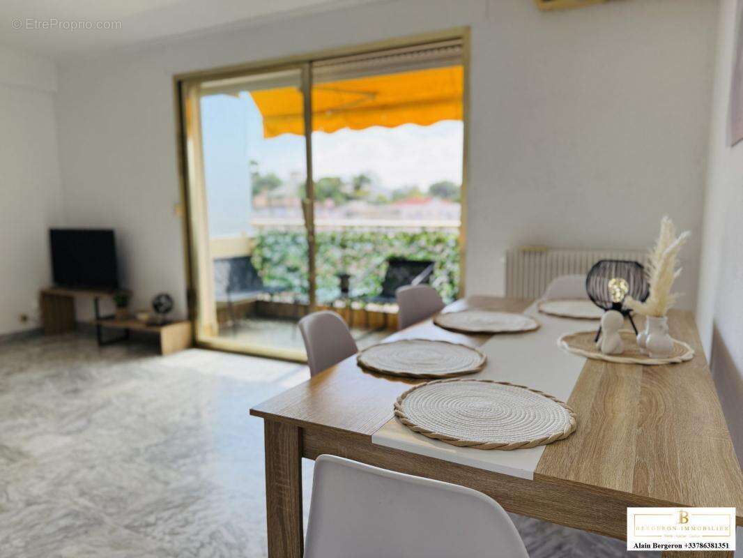 Appartement à LE CANNET