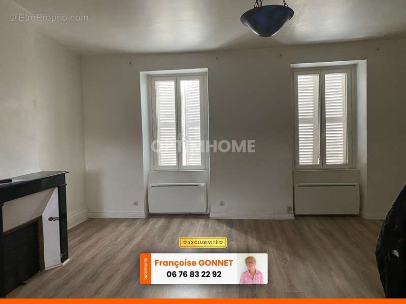 Maison à BRUERE-ALLICHAMPS