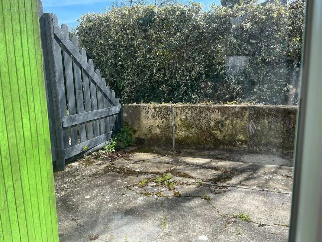 Maison à SAINTE-COLOMBE-SUR-L&#039;HERS