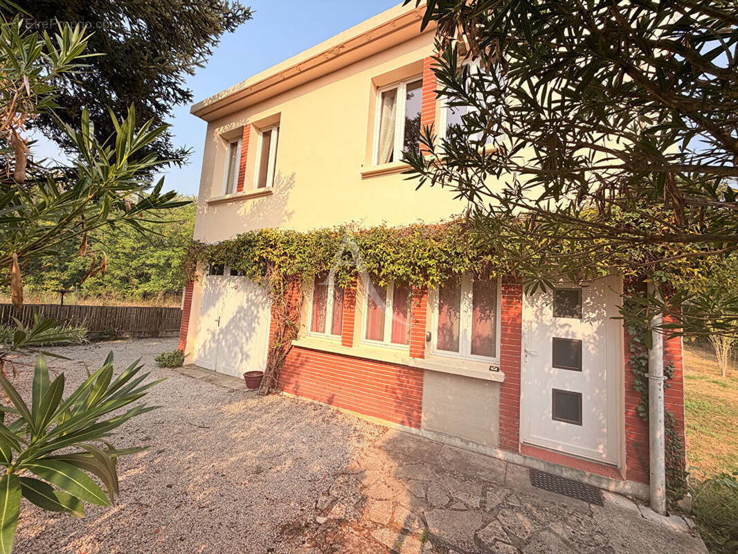 Maison à PRAYSSAC