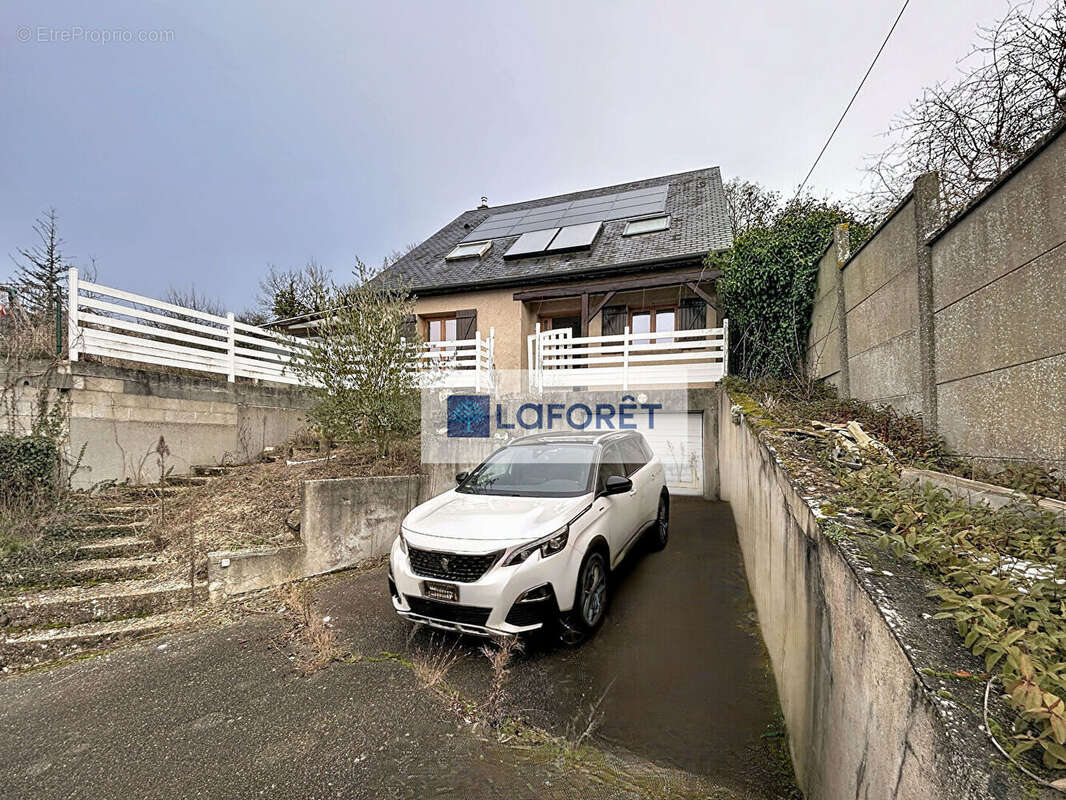 Maison à GALLARDON