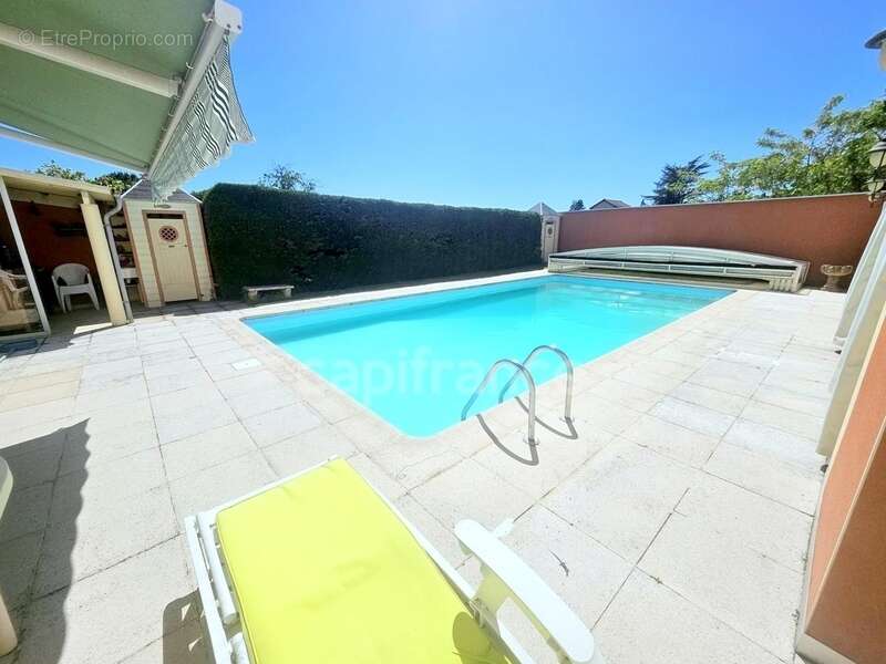 Maison de caractère 225m2 avec piscine chauffée - photo 2