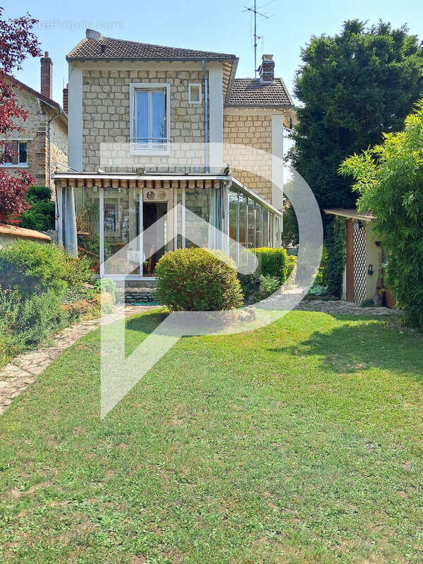 Maison à L&#039;ISLE-ADAM