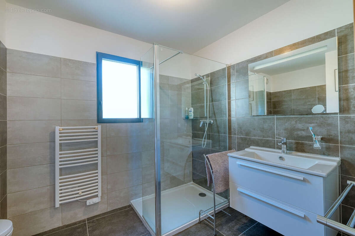 Appartement à VILLE-DI-PIETRABUGNO