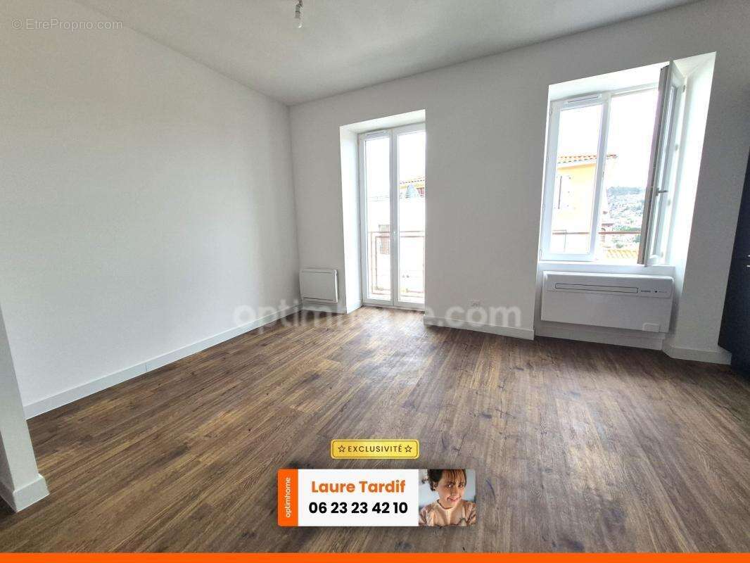 Grand Studio refait à neuf à Ceyrat – 27,83 m² avec cave - photo 2