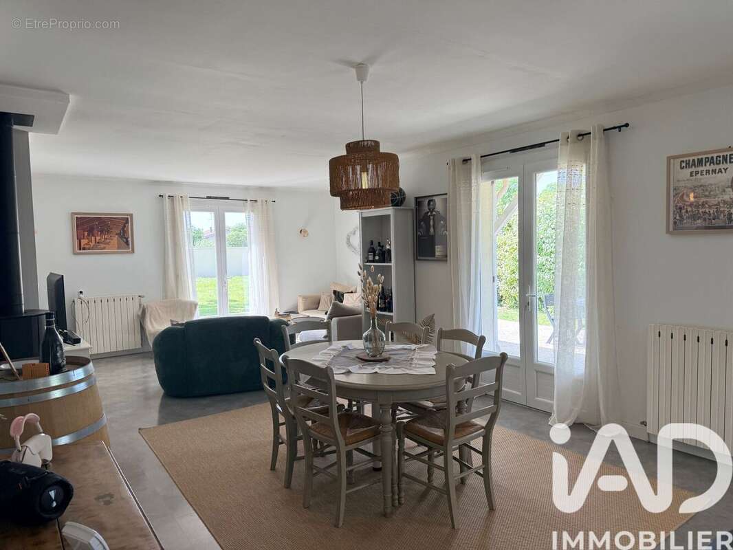 Photo 3 - Maison à SALLES-D'ANGLES