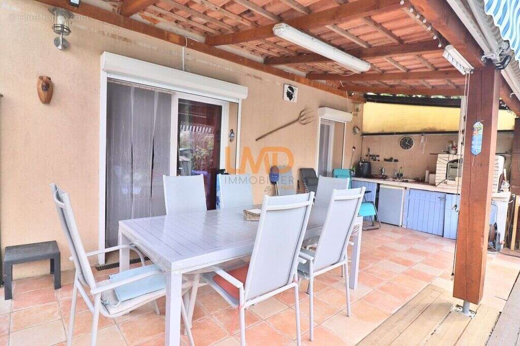 Pourcieux: T4 86m2 piscine garage - photo 11