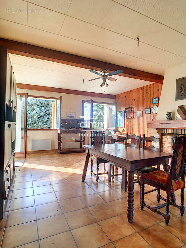 Maison à NOGENT-SUR-VERNISSON