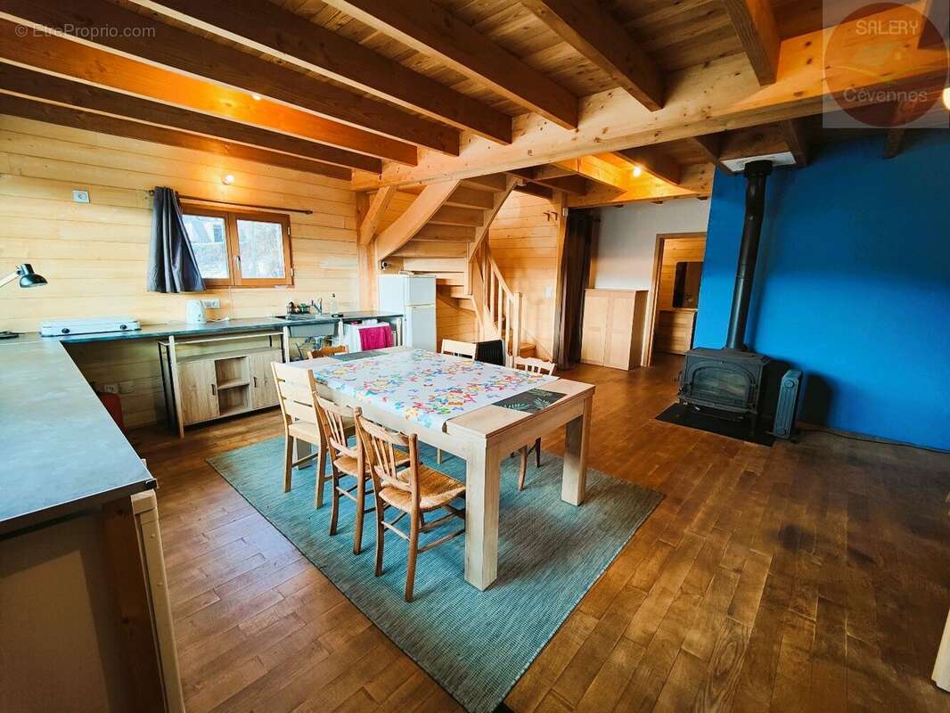 Maison à CASSAGNAS