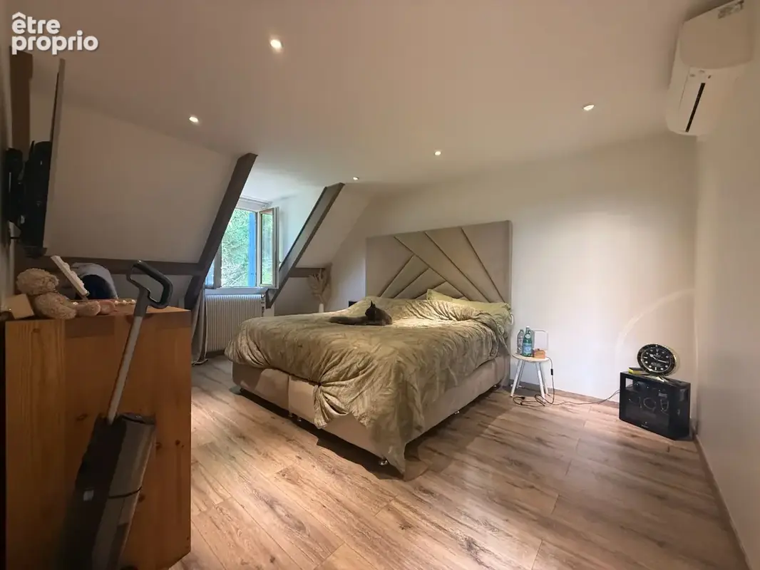 Dpt  (93), à vendre  maison P7 de 125 m² - Terrain de 370,00 m² - photo 13