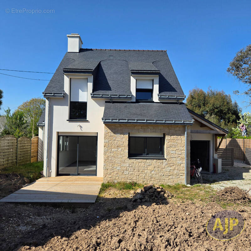 Maison à ARZON