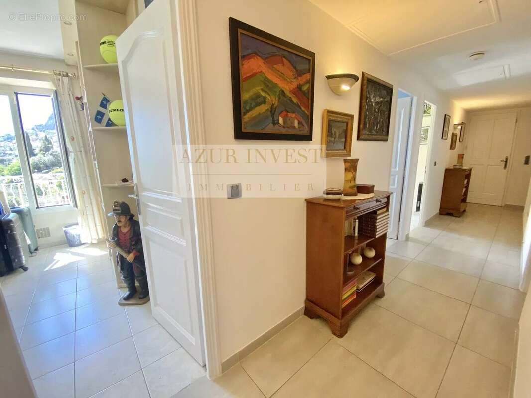 Appartement à ROQUEBRUNE-CAP-MARTIN