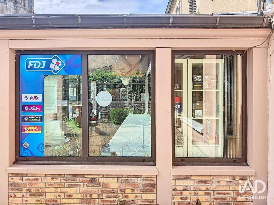 Photo 4 - Commerce à VERNOU-LA-CELLE-SUR-SEINE