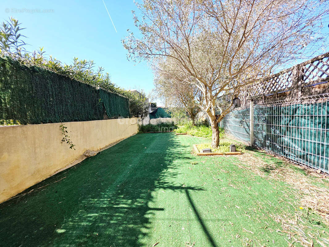 À vendre Maison 3 pièces à Saint Chamas - Rare sur le marché ! - photo 3
