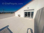 Appartement à PINS-JUSTARET