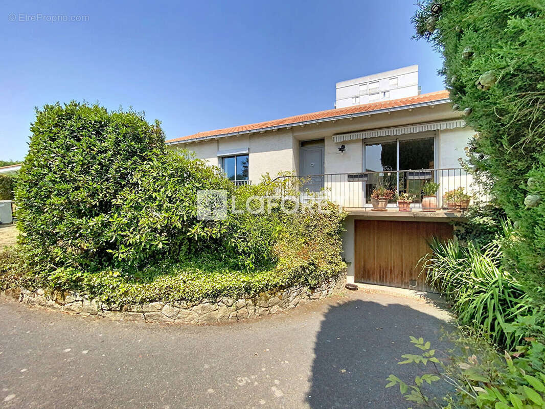 Maison Cholet 6 pièce(s) 127 m2 - photo 10