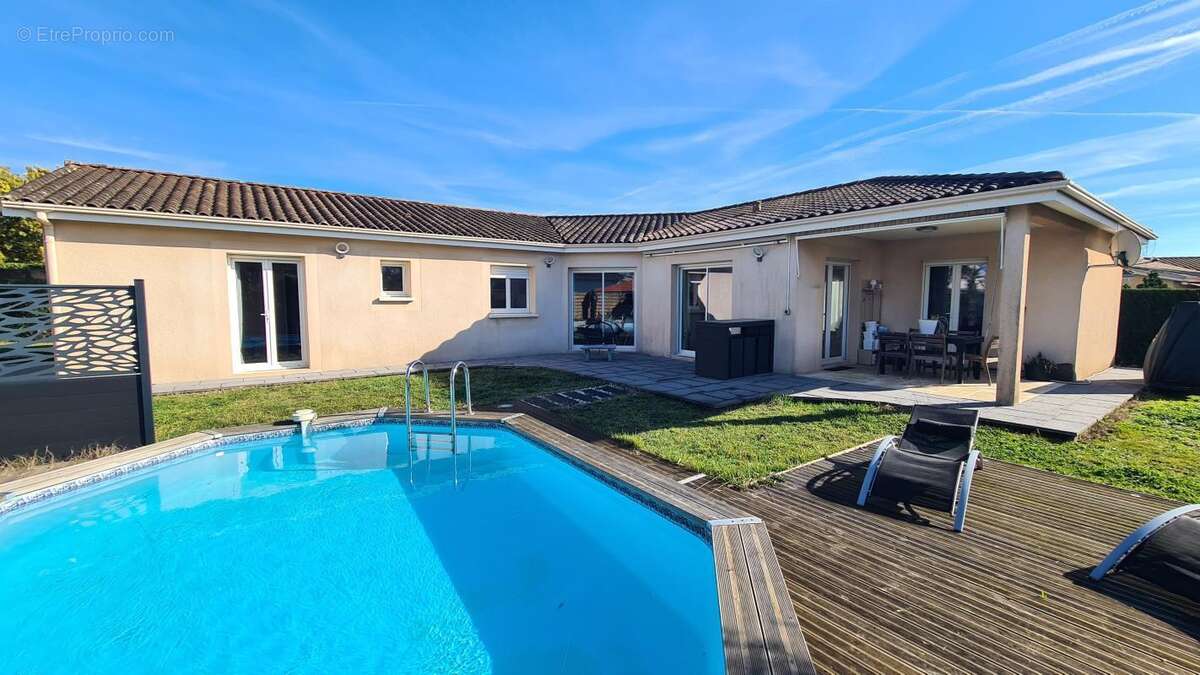 Maison à SAINT-ANDRE-DE-CUBZAC