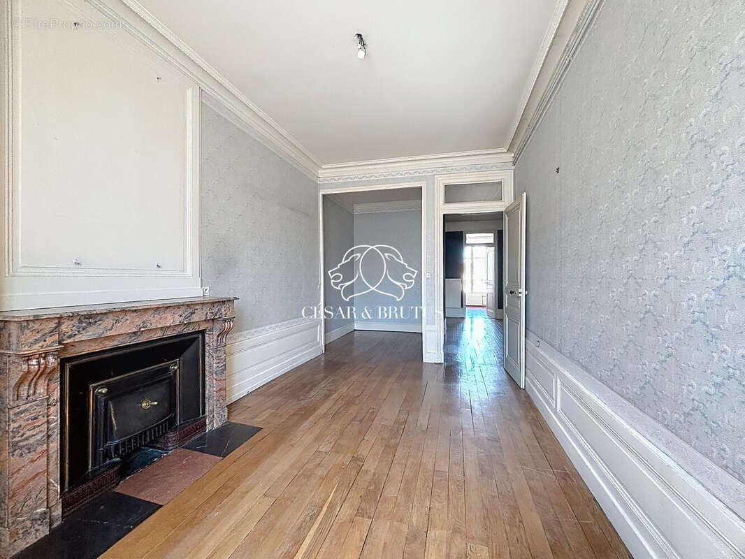 Appartement à LYON-6E