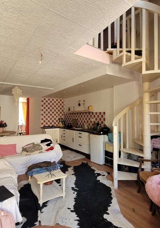 Immeuble 119 m² au centre de Saint-Pourçain-sur-Sioule - photo 9