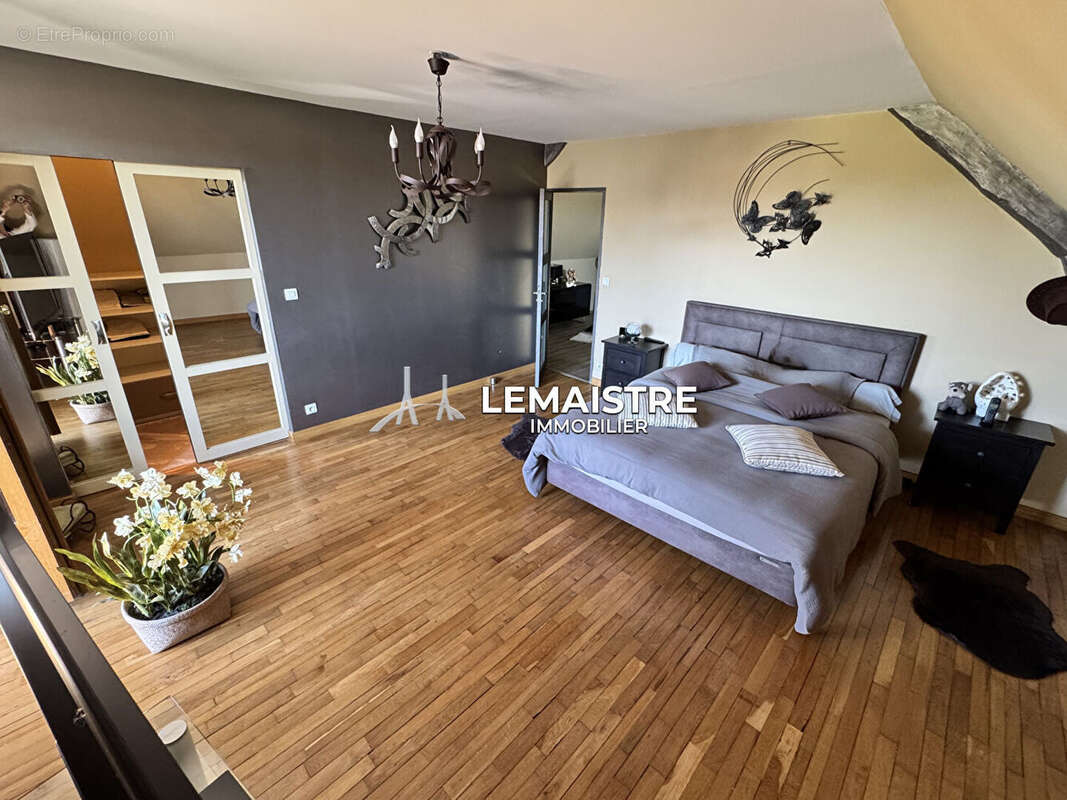 Secteur Goderville/Le Havre- Maison 216m²-5 chambres- Garage 73m²- Terrain 2400m² - photo 3
