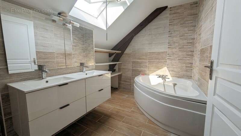 Maison de 5 pièces principales - photo 7