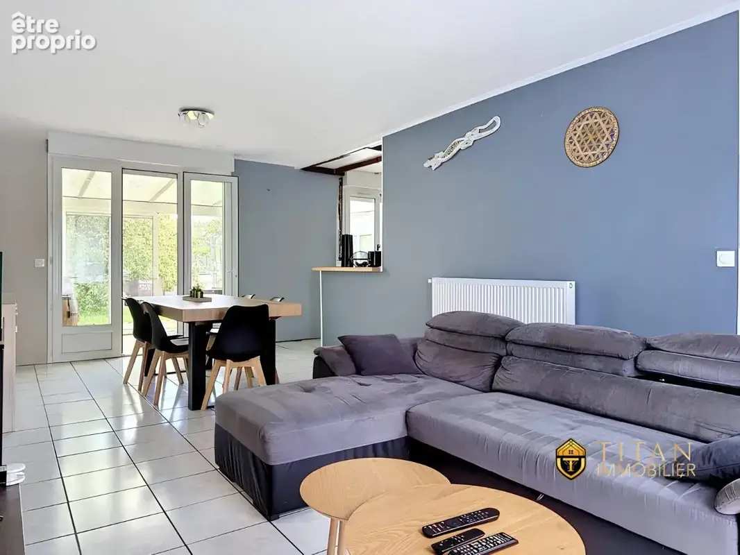 Maison de 134 m², 4 chambres, un jardin et un grand garage à Cappelle-la-Grande (59180) Titan immobilier
