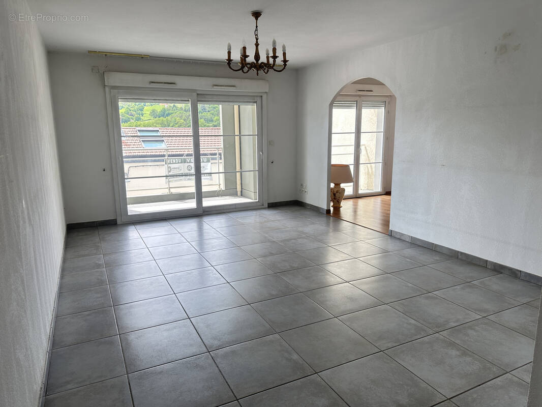 Appartement à LA FOUILLOUSE