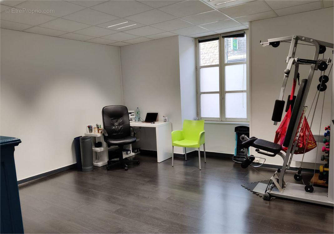 Commerce à COMBOURG