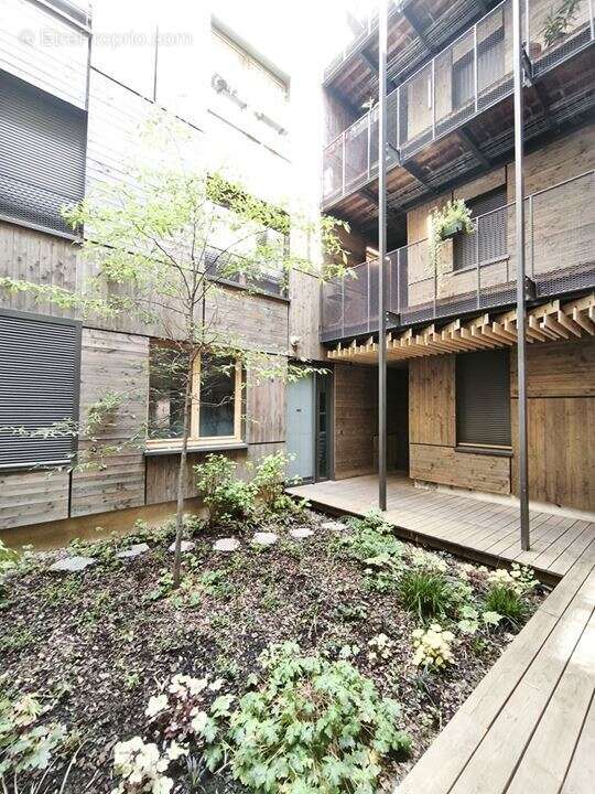 Appartement à PARIS-19E