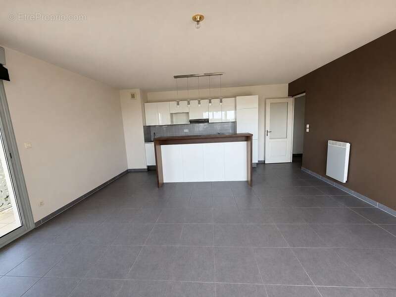 Montpellier hôpitaux-facultés – t4 avec terrasse de 27 m², garage et parking - photo 4