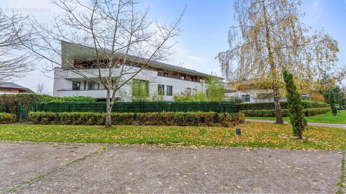 Appartement à VAUCRESSON