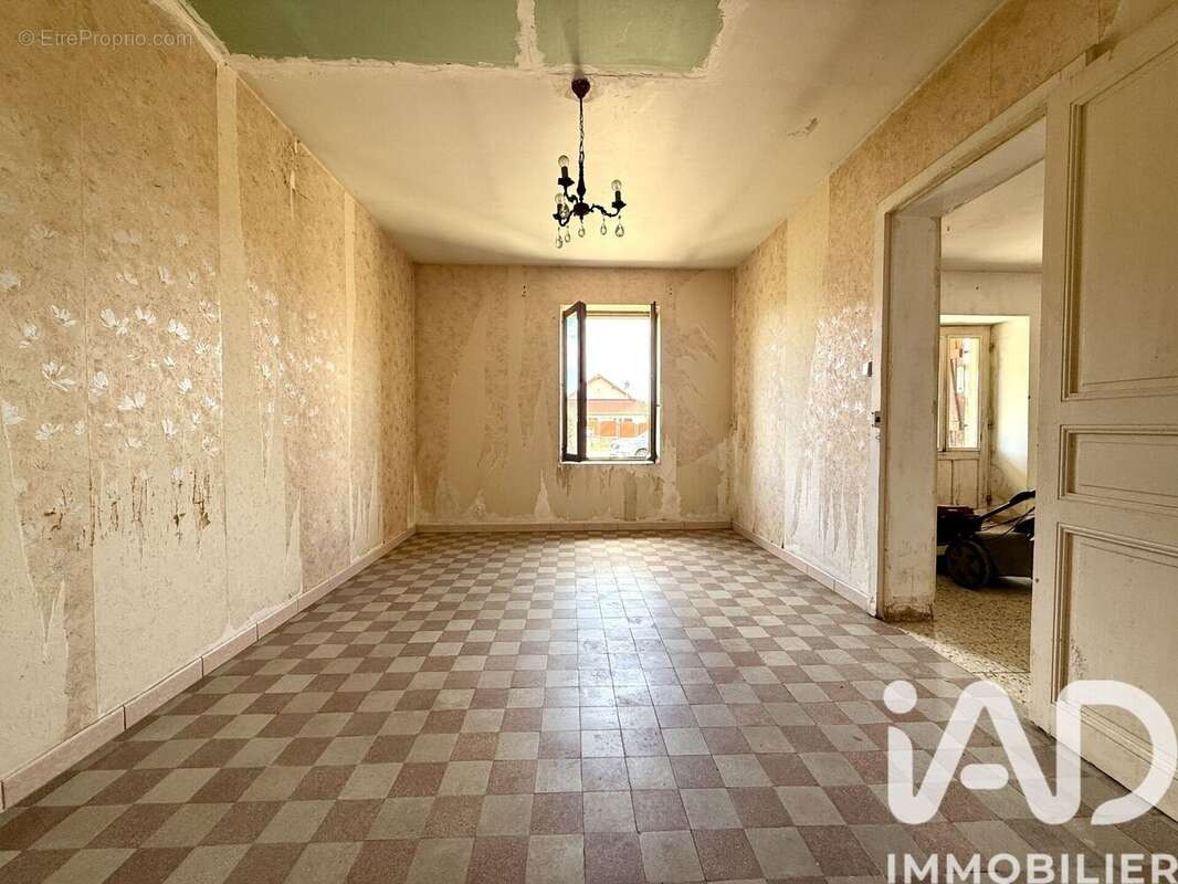 Photo 4 - Maison à LES GUERREAUX