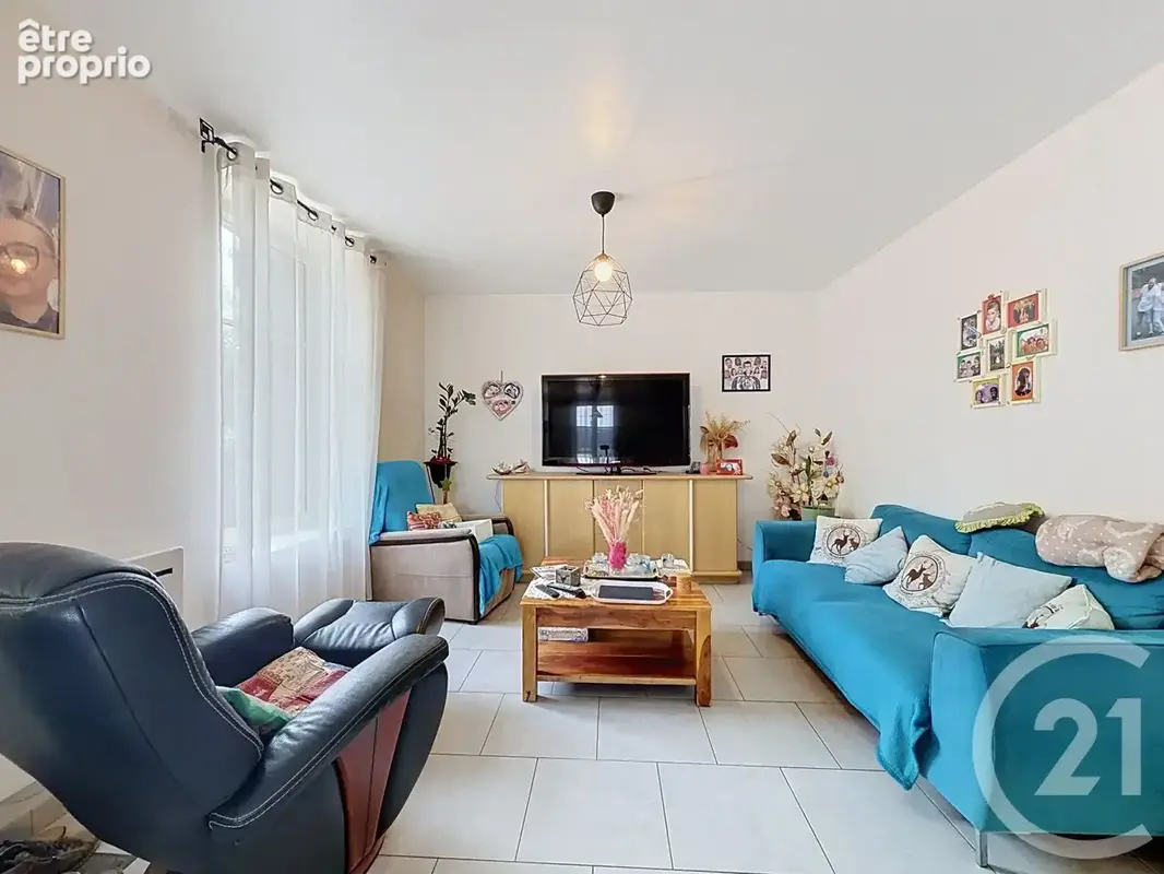 Maison 5 pièces 122 m² à vendre à La Ferte-Saint-Aubin (45240) - photo 11