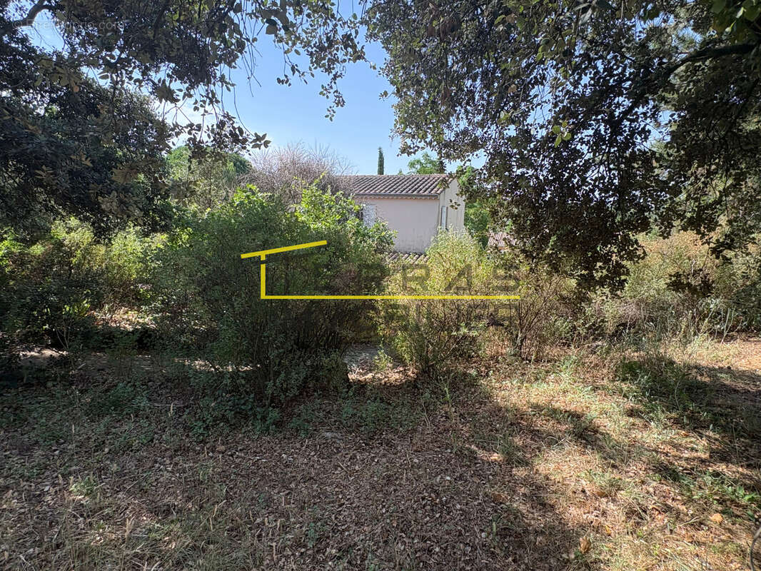 Villa indépendante agrémentée de ses dépendances et de sa piscine chauffée à Grignan. - photo 12