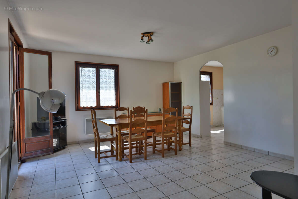 Maison à SAINT-JUST-CHALEYSSIN