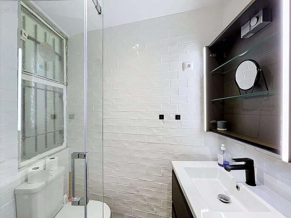 Nice – Vieux Nice – Studio 30 m² en excellent état - photo 14