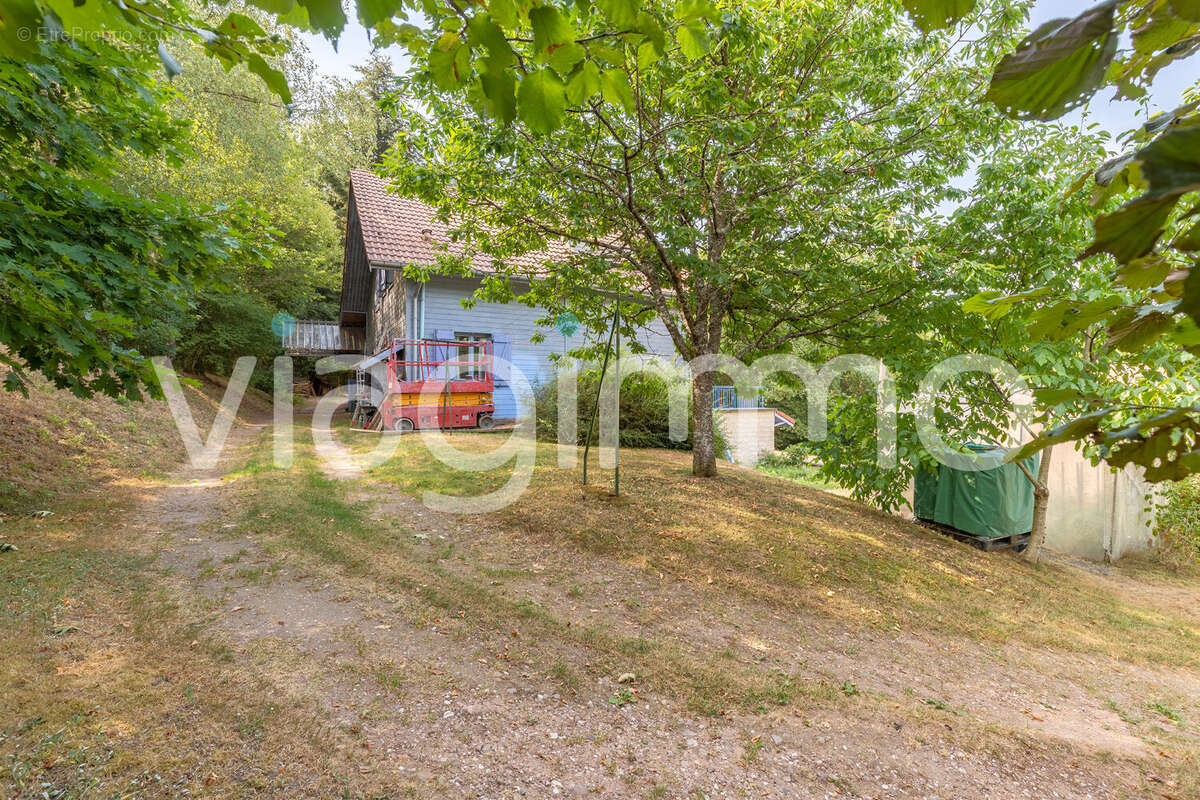 Superbe Chalet à DINOZE  dans un cadre de vie privilégié - photo 13